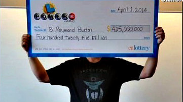 Ray Buxton no quiso mostrar su rostro.