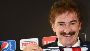 Ricardo La Volpe llegó al rescate de las Chivas del Guadalajara
