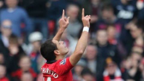 Javier "Chicharito" Hernández colaboró con un gol en el triunfo del Manchester United 4-0 sobre Newcastle