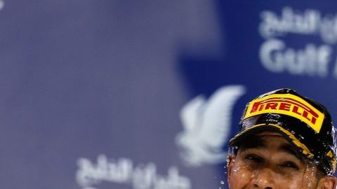 'Checo' aguantó el embate de Ricciardo al final de la carrera.