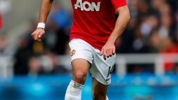 Javier 'Chicharito' Hernández marcó ayer un tanto y dio una asistencia en la goleada del Manchester United al Newcastle, en la jornada 33 de la Liga Premier.