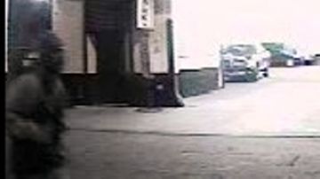 Una cámara de vigilancia captó la imagen del presunto agresor en Brooklyn.
