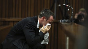 Pistorius enfrenta el cargo de homicidio.