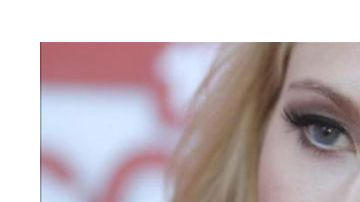 Hilton reclama el 8% de las ventas logradas por la línea de zapatos.