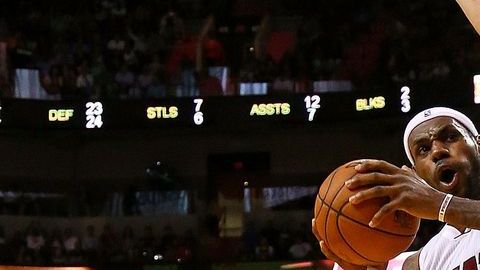 Gran partido en el American Airlines Arena.