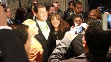 El presidente de Ecuador, Rafael Correa, departió con compatriotas en el hotel Pierre de Manhattan.
