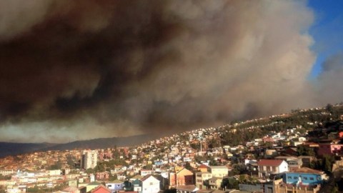 Medio centenar de viviendas han quedado destruidas a causa de este incendio.