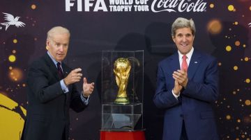 El vicepresidente Biden (izq.) encabezará la delegación presidencial que representará a EEUU en la apertura de los juegos en Brasil el próximo 12 de junio.
