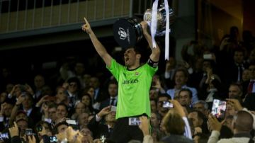 Iker Casillas, el primero en levantar la Copa del Rey, fue el más activo en las redes sociales