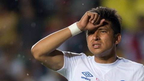 Giovanni Marín Pérez se lamenta tras la derrota por goleada ante Morelia