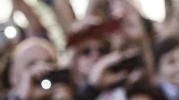 En referencia al papa Francisco, algunos prelados del Vaticano se preguntan: "¿Qué pretende este argentinito?".