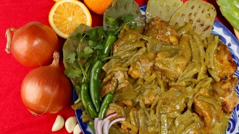 Costillas de puerco en salsa verde