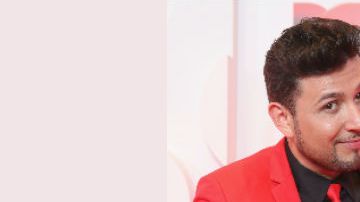 El nuevo álbum de Roberto Tapia, ‘Mi niña’, debutó con éxito la semana pasada.