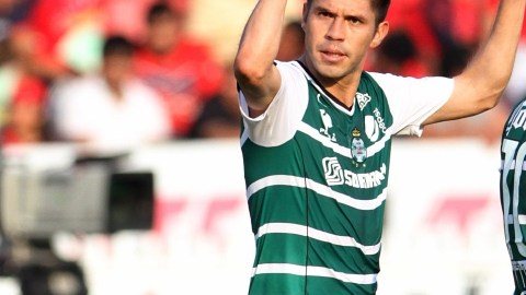 Foto de accion durante el partido Veracruz vs Santos, Liga BBVA Bancomer MX, Torneo Clausura 2014, Jornada 17, en la foto: ORIBE PERALTA DURANTE EL FESTEJO DE GOL26/04/2014/ MEXSPORT/Luis MonroyEstadio:Luis Pirata FuenteVeracruz vs Santos