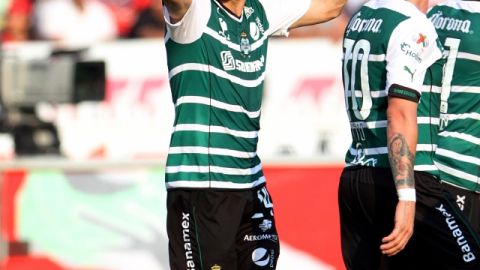 Foto de accion durante el partido Veracruz vs Santos, Liga BBVA Bancomer MX, Torneo Clausura 2014, Jornada 17, en la foto: ORIBE PERALTA DURANTE EL FESTEJO DE GOL26/04/2014/ MEXSPORT/Luis MonroyEstadio:Luis Pirata FuenteVeracruz vs Santos