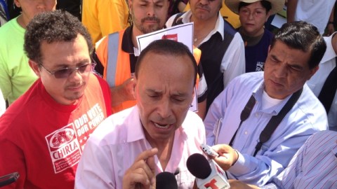 Gutiérrez es un reconocido líder pro inmigrante.