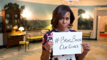 Michelle Obama se unió con un mensaje en Twitter a la campaña por la liberación de las niñas.