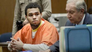 El ganador del Grammy Chris Brown de 25 años estará un total de 131 días más en prisión.