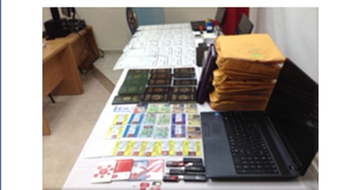 Evidencia ocupada en el allanamiento realizado por las autoridades dominicanas.