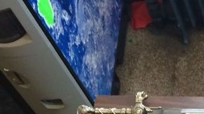 Entre las armas confiscadas se encuentra un rifle de precisión 9-mm, una pistola calibre .380 y un revólver 357 Taurus.