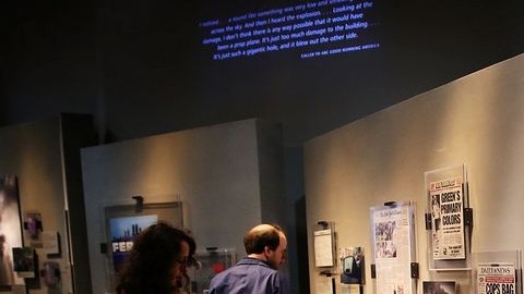 En la tienda se pueden adquirir todo tipo de recuerdos del Museo de la Memoria.