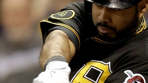 El quisqueyano  Pedro Alvarez  es la cuota ofensiva de unos Piratas que quieres repetir su buena actuación del 2013.