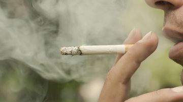 Fumar es una de las causas de fibrosis, enfisema y otras enfermedades pulmonares.