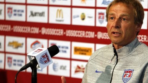 El técnico de Estados Unidos, Jürgen Klinsmann, ofreció una conferencia de prensa. Foto: EFE
