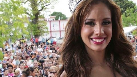 Aleyda Ortiz estaba muy contenta de poder compartir su triunfo con su isla.