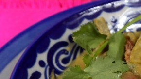 Cerdo con nopales y verdolagas.