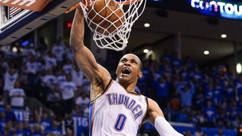 ¡Enorme Russell Westbrook!
