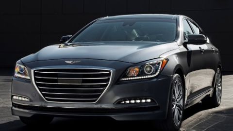El Hyundai Genesis 2015 continúa acumulando premios de la industria.