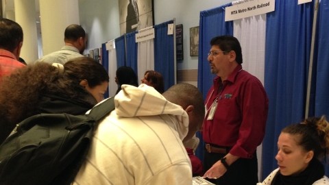 Feria de trabajos en Hostos University en El Bronx