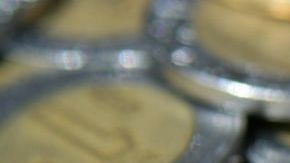 No hay nada que explique la actitud de los políticos mexicanos que se aferran en cursos de acción que derrumban a la economía.