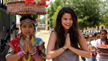 Selena fue al país asiático como embajadora de UNICEF.