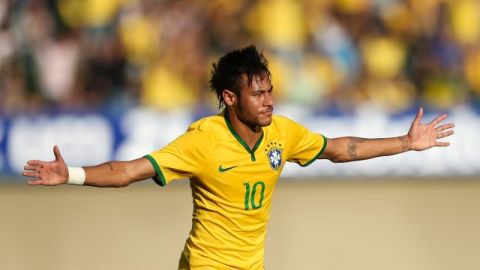 Neymar celebra la anotación que abrió el marcador contra la selección canalera.