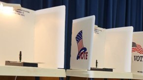 En California hay más de 17 millones de personas registradas para votar y alrededor de 22,300 precintos electorales en 58 condados.