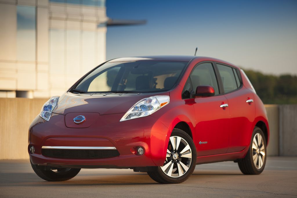  El primer vehículo totalmente eléctrico en México es de Nissan - El Diario  NY