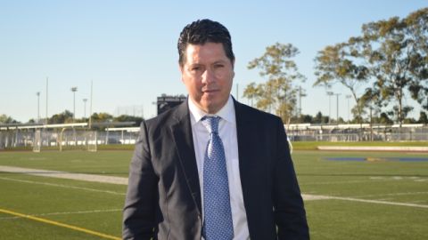 Miguel Jiménez promueve el deporte en LA.