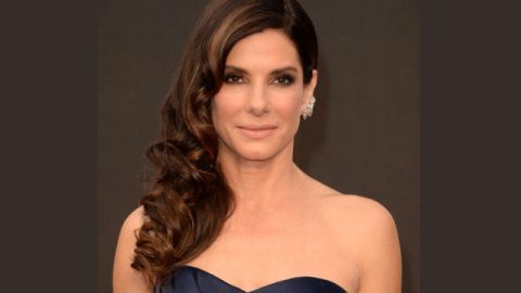 Cuando llegaron los agentes el hombre iba saliendo de la residencia.