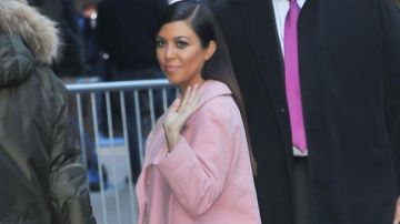 Kim Kardashian se aseguró de generar aún más expectación en su cuenta de Twitter.