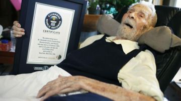 Imich cumplió 111 años en febrero y en abril se convirtió en el hombre vivo más longevo del mundo.