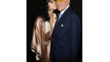 El look que lució Gaga era una mezcla de Cher y Diana Ross.