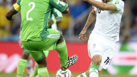 Pocas emociones se vieron entre nigerianos e iraníes.
