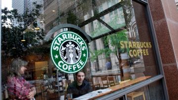 Starbucks pagará los estudios en la ASU