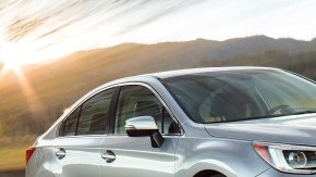 El Subaru Legacy es una buena opción para caminos altos y sinuosos.