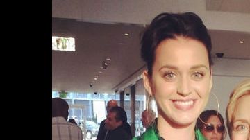 Katy publicó en Twitter que le haría un tema a Clinton si lo necesita.