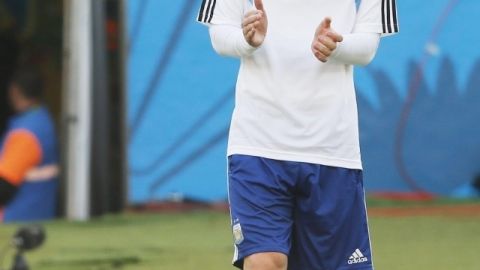 Lionel Messi cumplió ayer 27 años y espera celebrarlo el 13 de julio con el título.