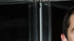 Shia no paró de insultar a la policía mientras lo sacaban fuera del teatro.