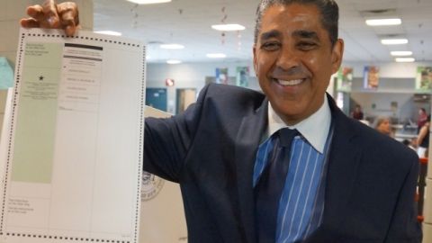 Espaillat obtuvo 43.6% del sufragio frente a 47.4% de Rangel, una diferencia 1,800 votos.